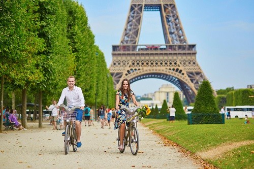 Best Things To Do in Paris - Take a Bike Tour | Winetraveler.com